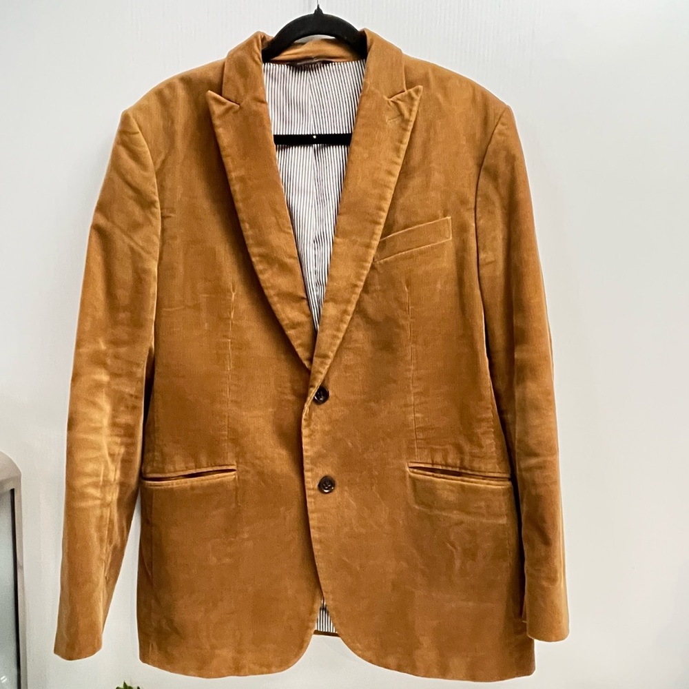 Banana Republic Men's Velvet Sport Coat in Camel Brown